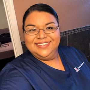 Meet your Posher, Angela